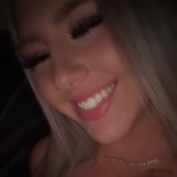 taya_coates